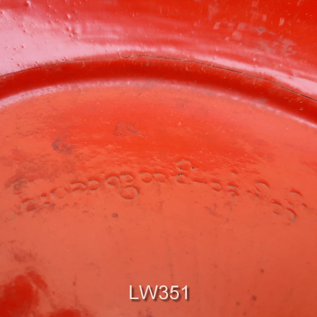 LW351-g